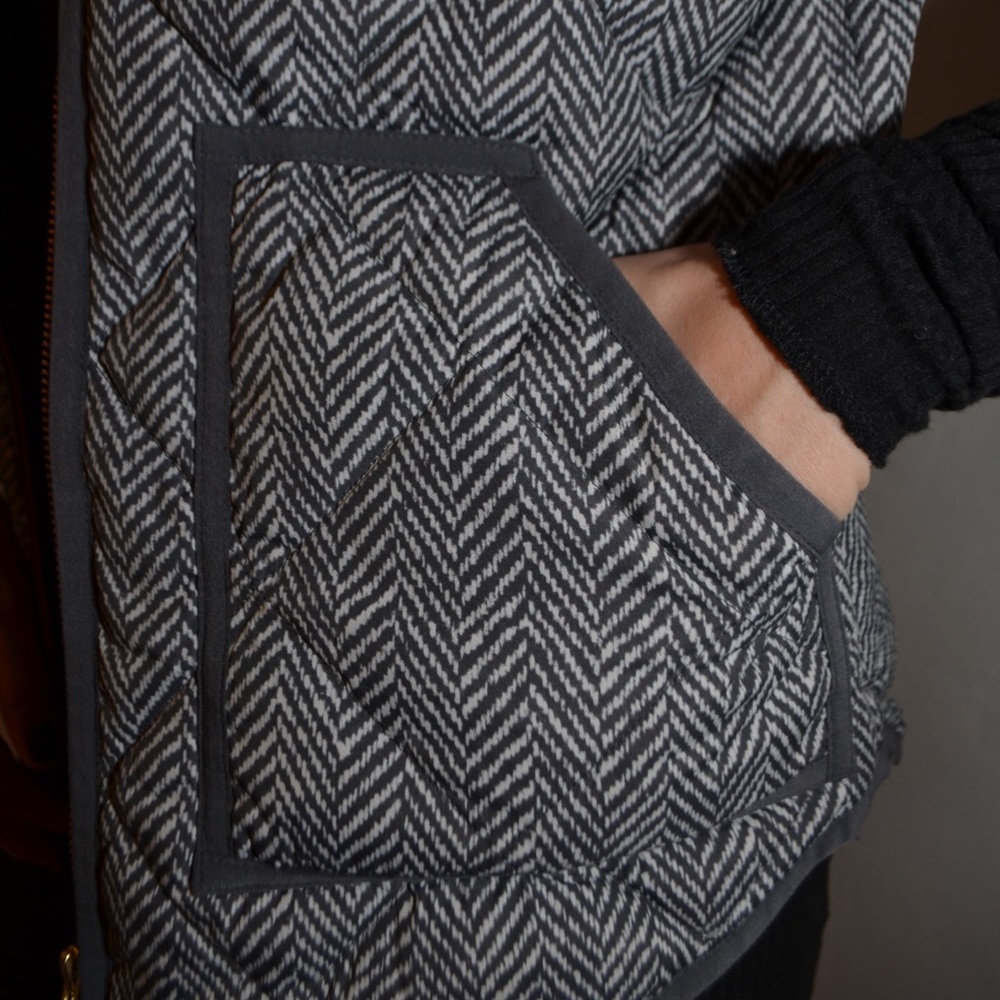 J CREW Down vest down mercantile excursion - Picture 5 of 8